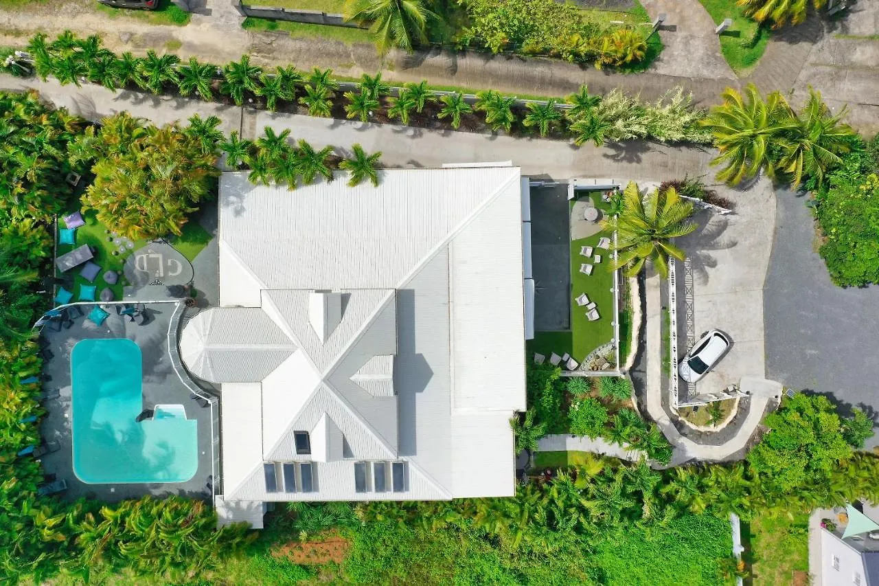 Villa Green Lord Domaine - Lodges Piscine & Spa - Bar & Lounge - Restaurant Gastronomique Lamentin