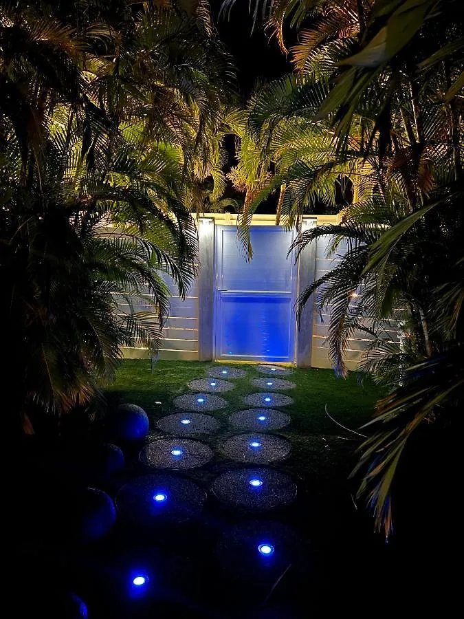 Green Lord Domaine - Lodges Piscine & Spa - Bar & Lounge - Restaurant Gastronomique Lamentin 0*,  Guadalupa